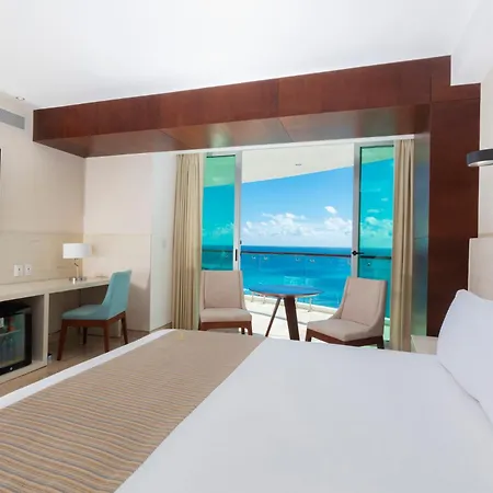 Altitude At Krystal Grand Cancun-2